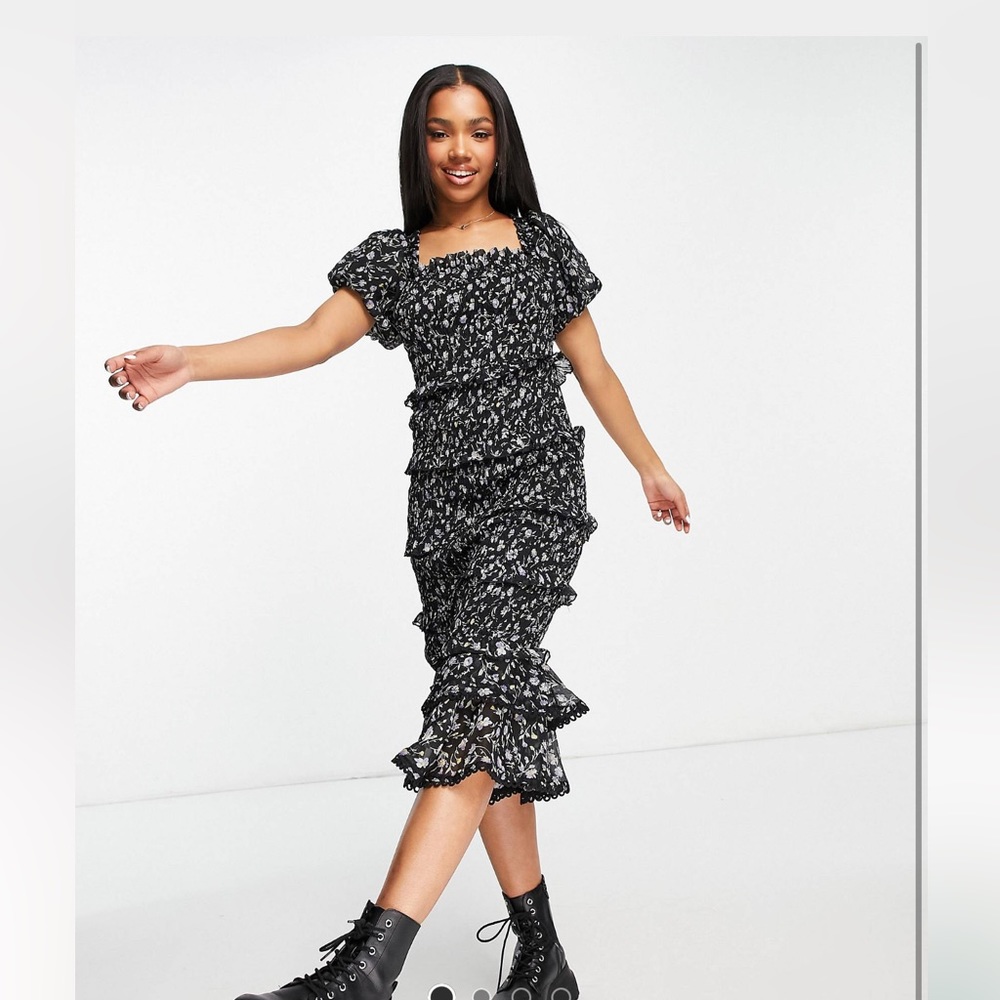 Floral ruffle dress